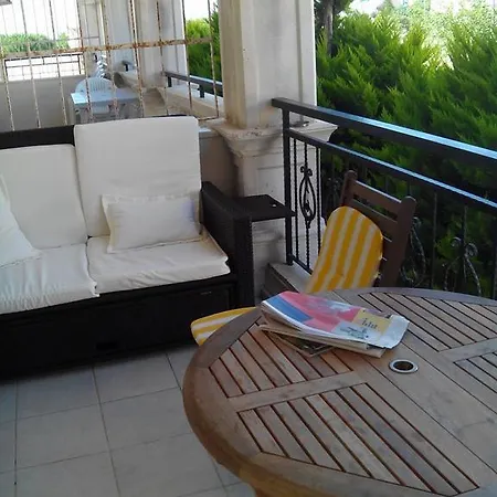 Sea Garden Flats Apartment *